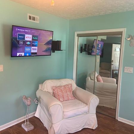 Cheerful Two Bedroom House 1.5 Miles From Beach. Myrtle Beach Esterno foto