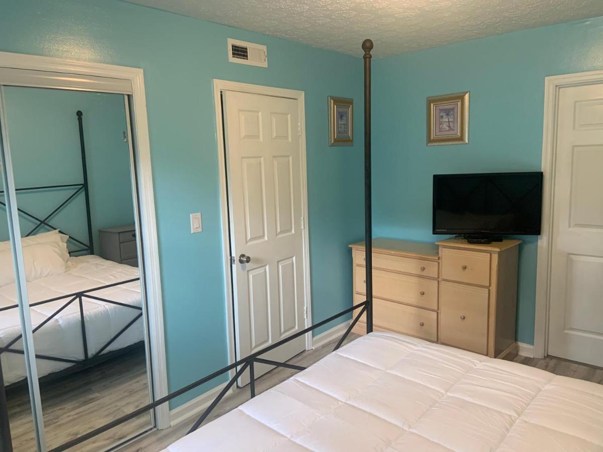 Cheerful Two Bedroom House 1.5 Miles From Beach. Myrtle Beach Esterno foto