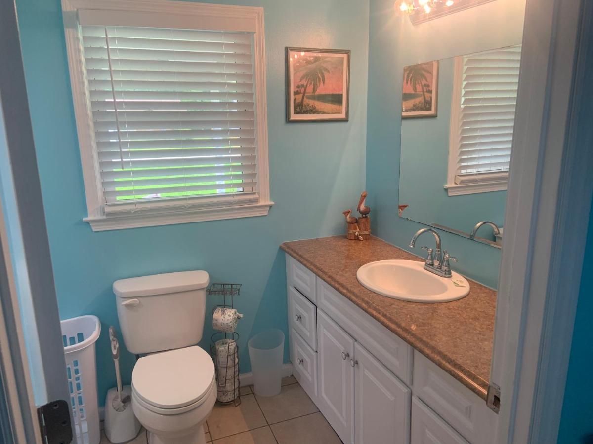 Cheerful Two Bedroom House 1.5 Miles From Beach. Myrtle Beach Esterno foto